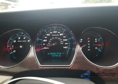 2011 Ford Taurus Sel z USA, uszkodzony, nr VIN 1FAHP2EW3BG169078